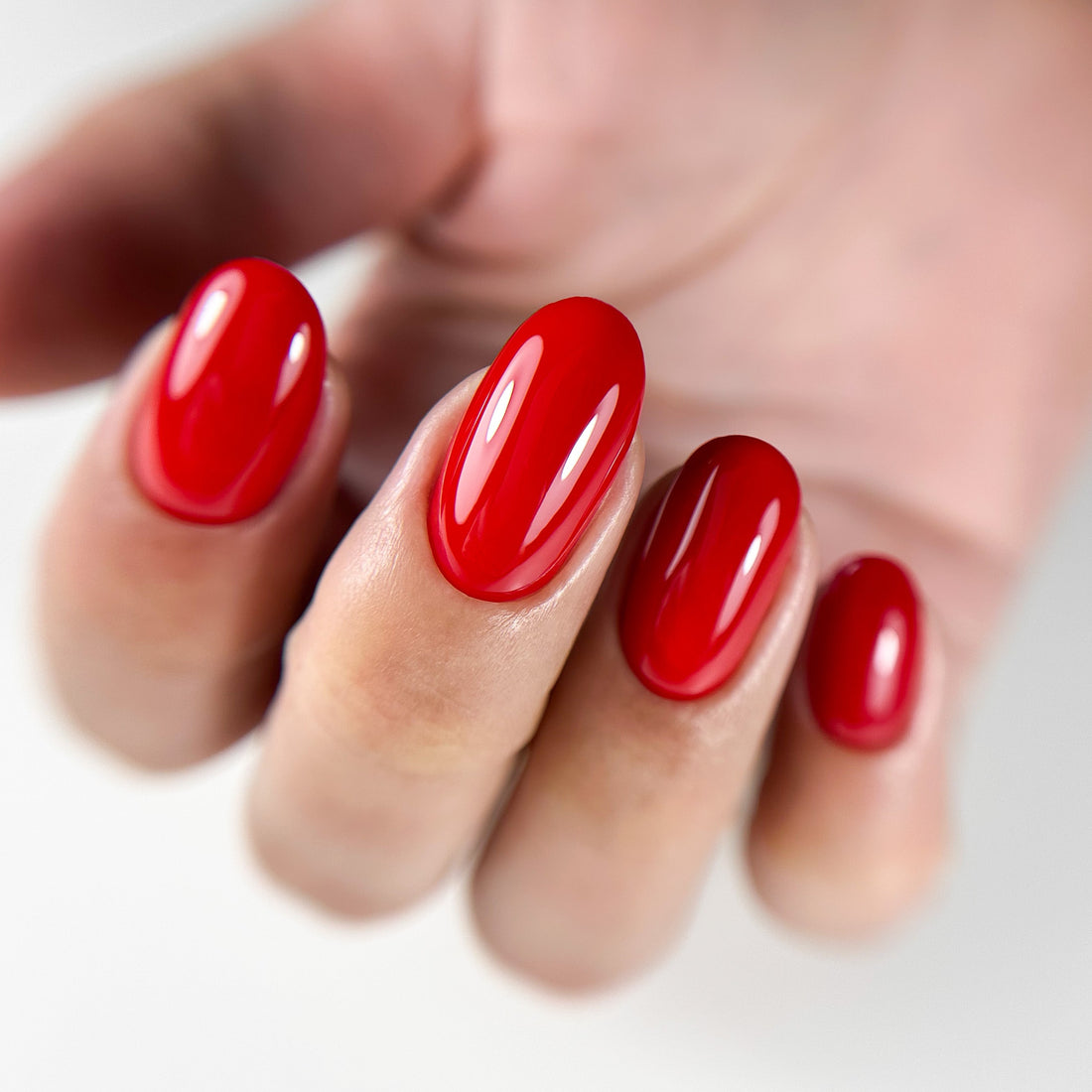GEL POLISH, DRAMA